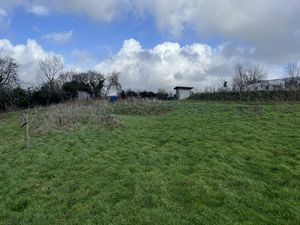 Photo 1- click for photo gallery